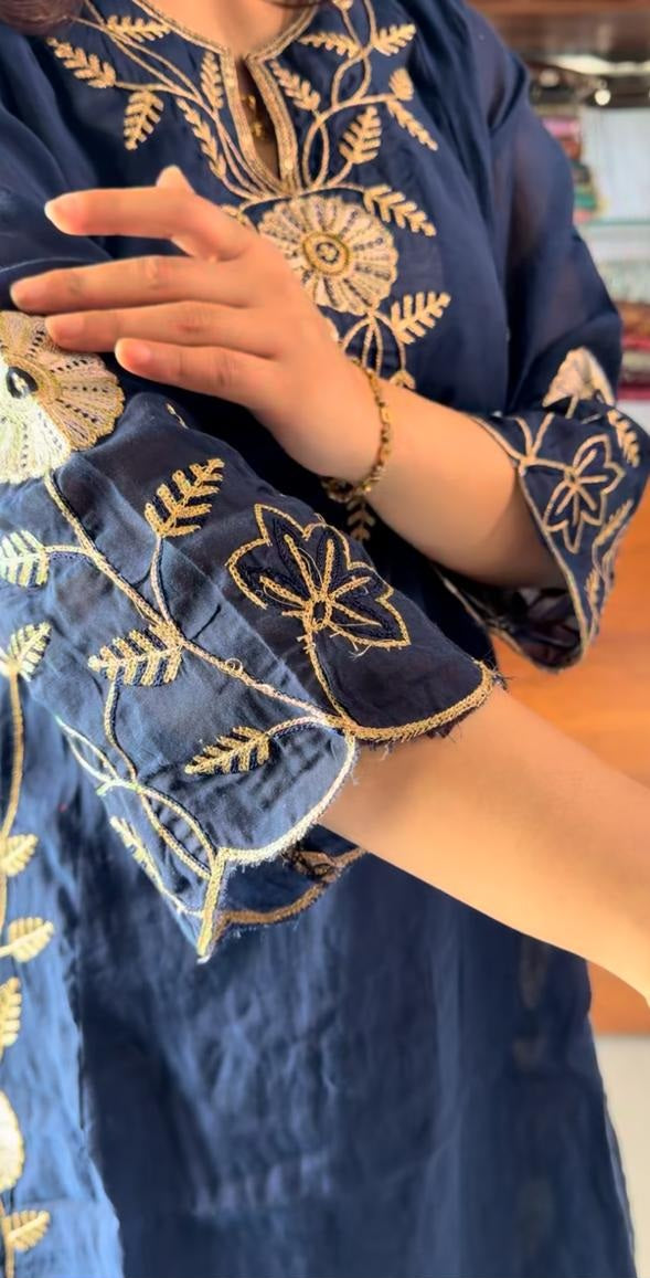 Mul Chanderi Zari Elegance
