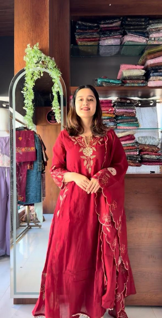 Mul Chanderi Zari Elegance